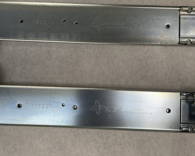 Dell PowerEdge 2U Server Sliding Rail Kit 061KCY 0FYK4G L & R