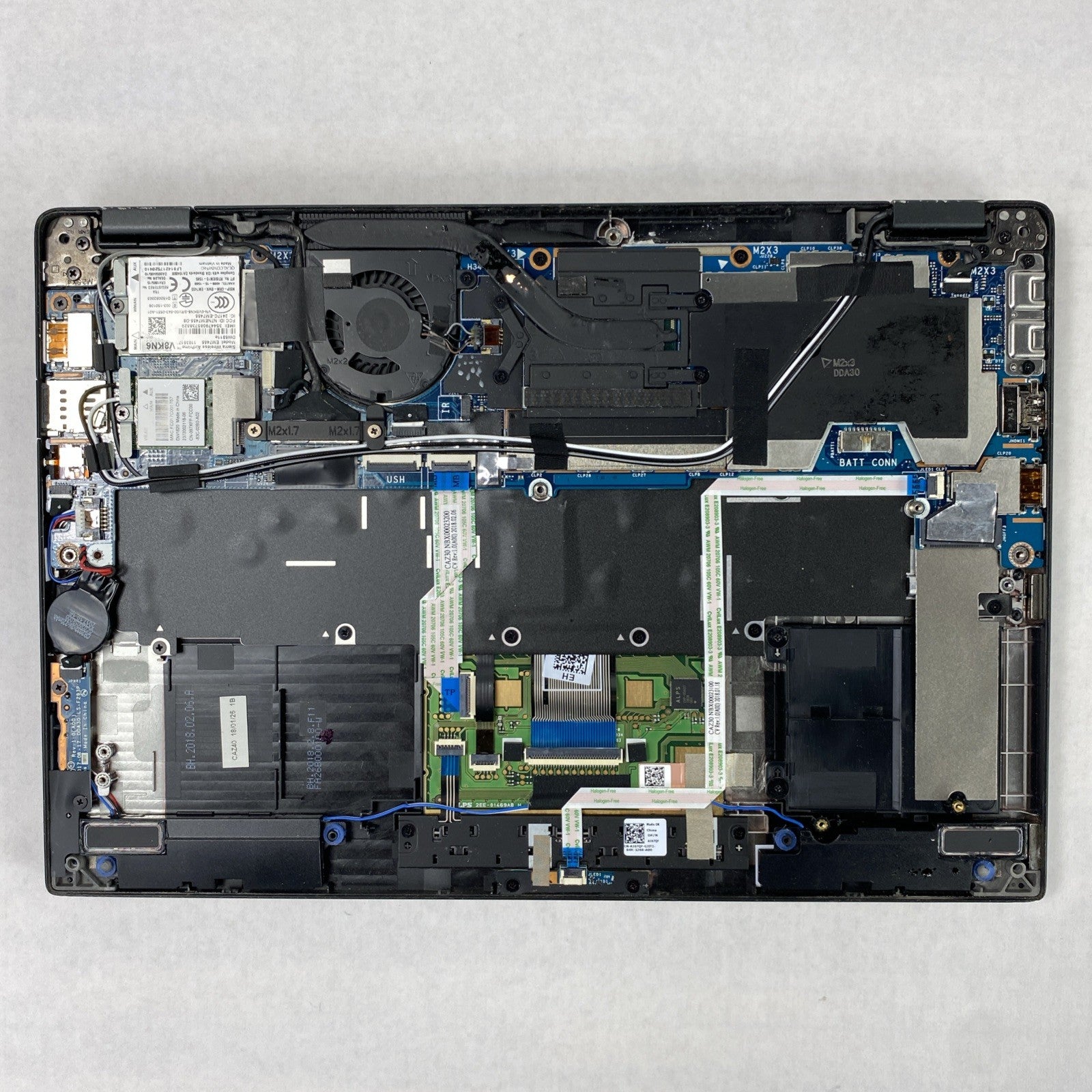 Dell Latitude 7390 2 in 1 13.3" Touch i3-7130U 2.7 GHz 4GB RAM No Battery/HDD/OS