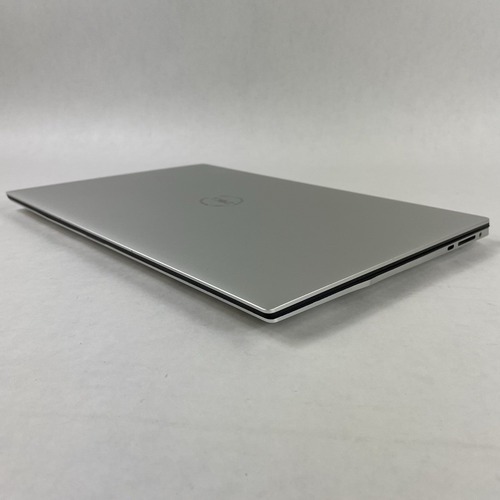 Dell XPS 15 9520 15.6" i7-12700H 2.27 GHz 16 GB RAM RTX 3060TI No SSD/OS/AC9