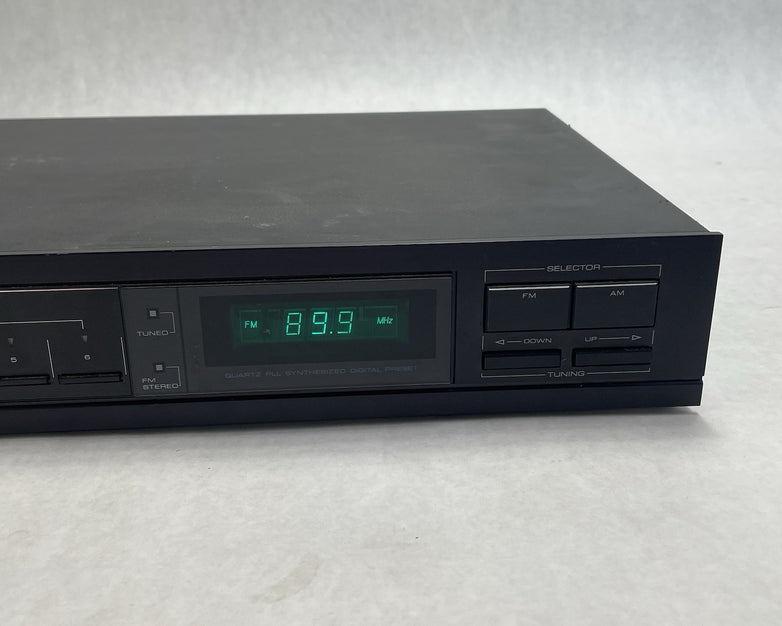 Kenwood KT-42B Stereo Synthesizer AM/FM Digital Preset Tuner RCA Black