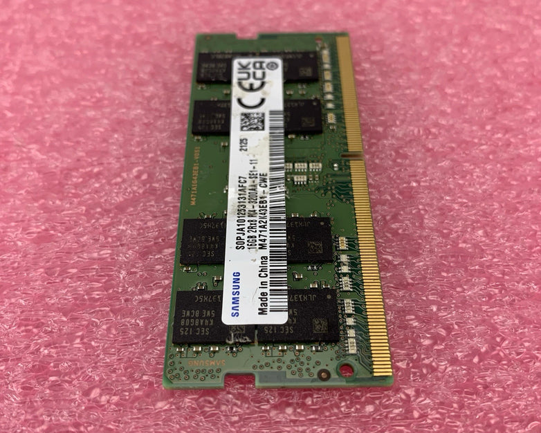 Samsung M471A2K43EB1-CWE PC4-3200AA-SE1-11 16GB 2Rx8 Desktop Memory RAM