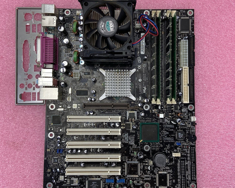 Intel D865PERL Motherboard Intel Pentium 4 2.8GHz 2.5GB RAM w/IO Shield