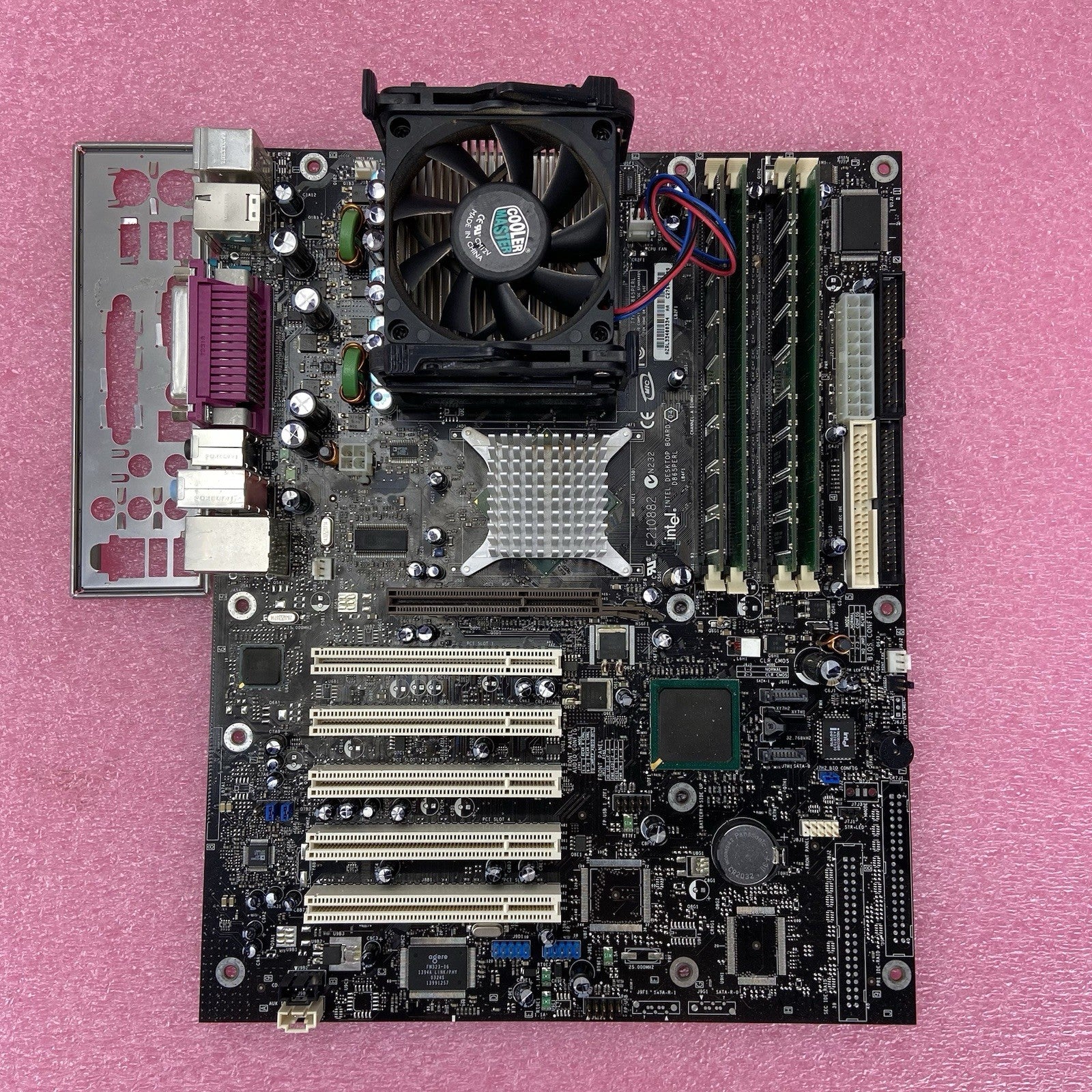 Intel D865PERL Motherboard Intel Pentium 4 2.8GHz 2.5GB RAM w/IO Shield5