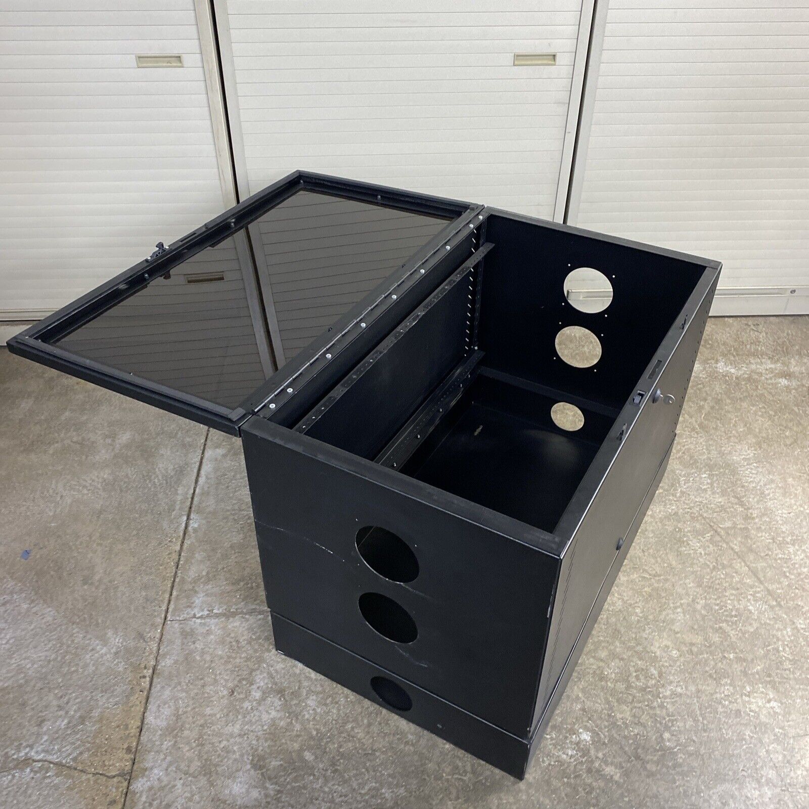 Great Lakes Tinted See-Through Short Server Rack Unit 36"x24"x21"