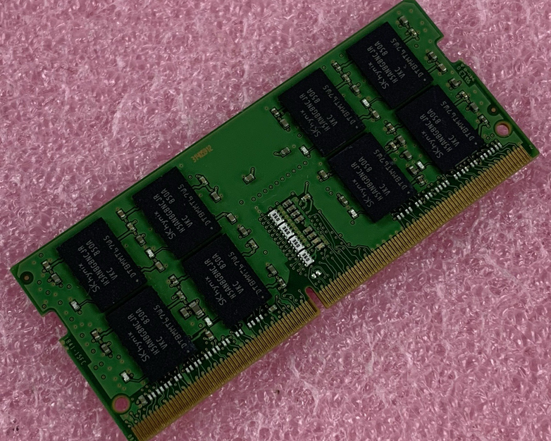 SK Hynix HMA82GS6CJR8N-VK 16 GB DDR4 SO-DIMM PC4-2666 260-Pin Laptop Memory Ram