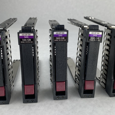 Lot of 5 HP 500223-001 2.5" SAS SATA Hard Drive Caddies No Tray - Assorted GBs