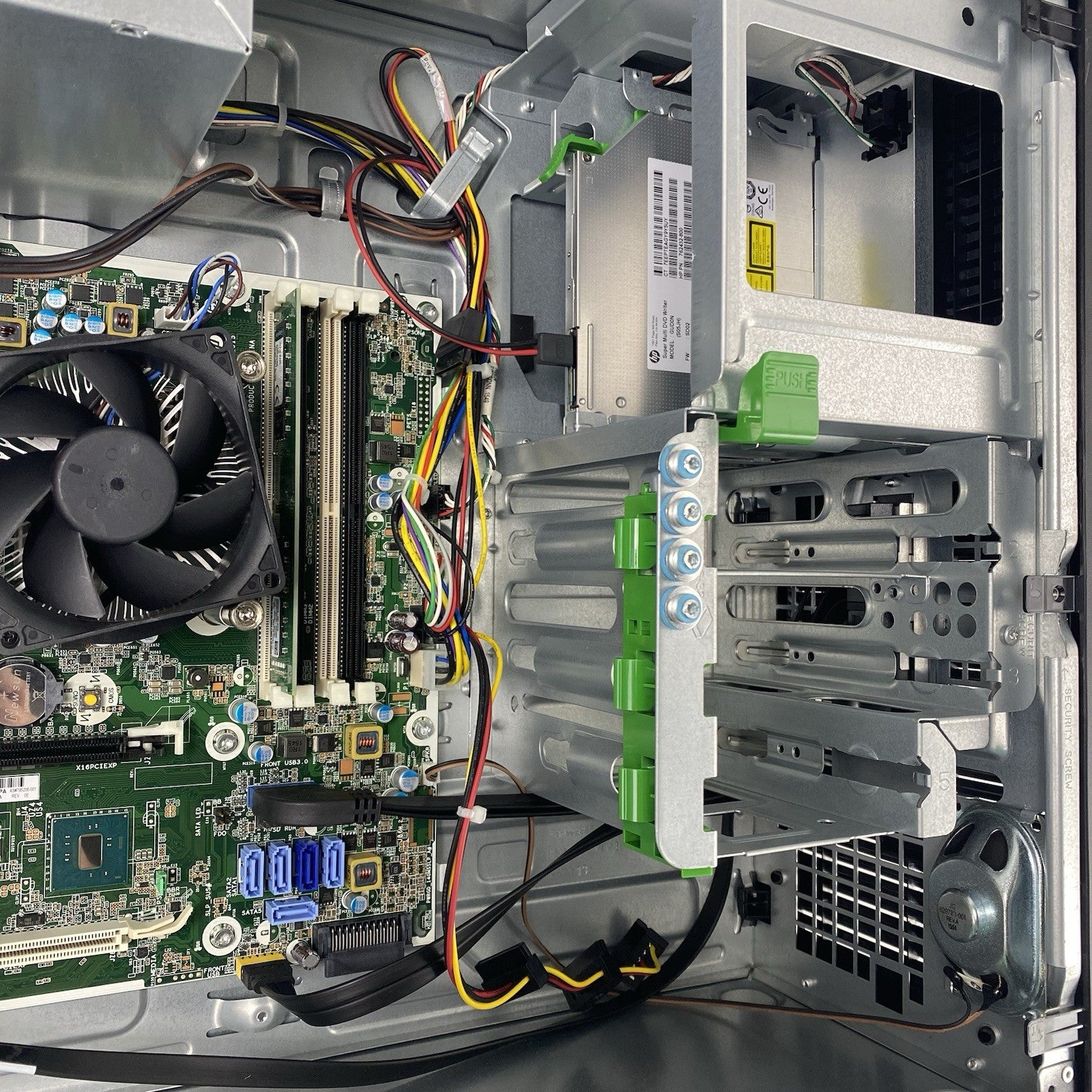 HP EliteDesk 800 G2 MT Intel Core i7-6700 3.4GHz 8GB RAM No HDD No OS