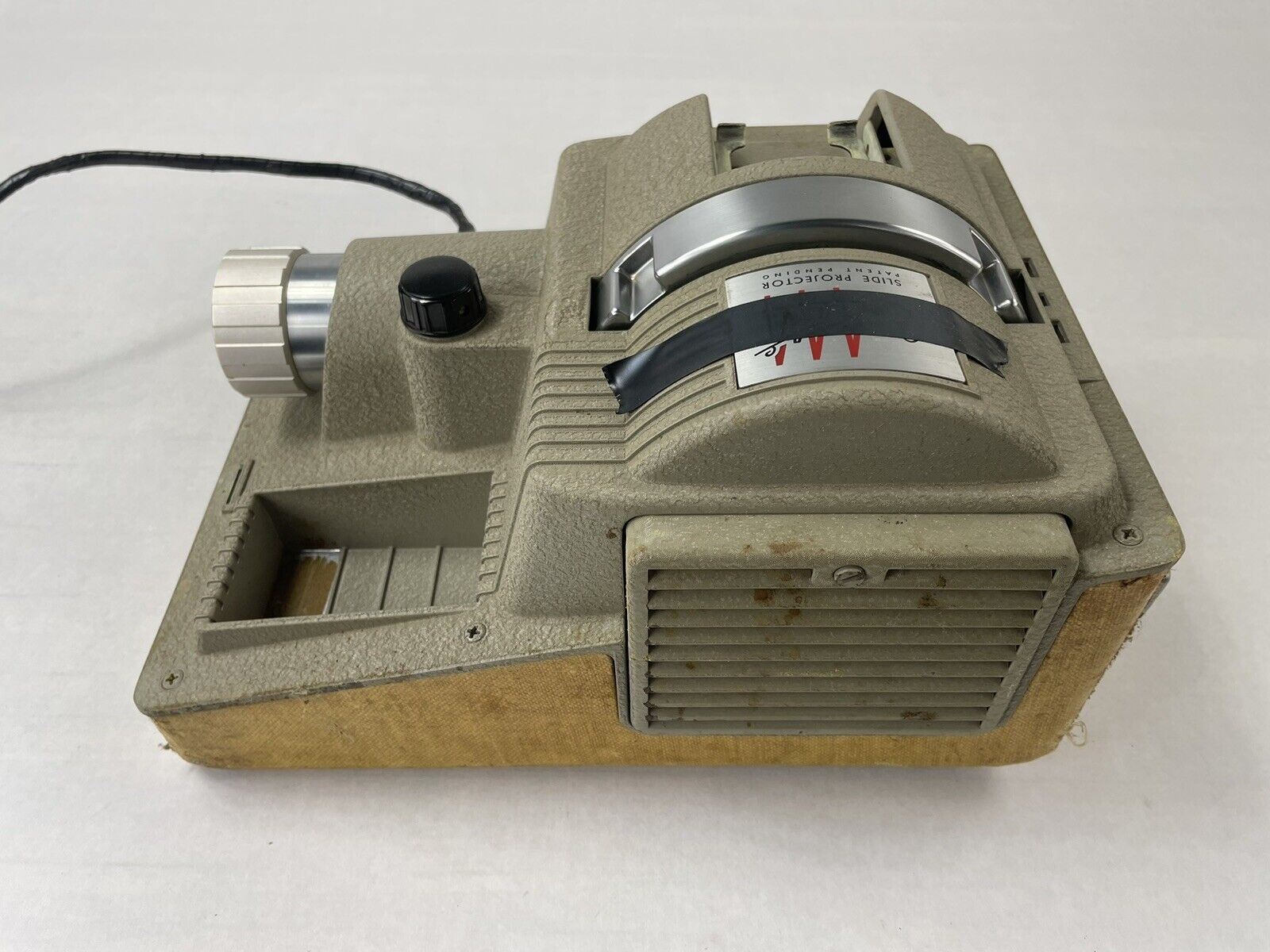 Revere P-444 Slide Projector With Case - Untested Parts Only