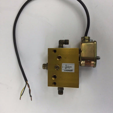 PARKER LUCIFER 345B04 488163N9 250 V= Directional Valve