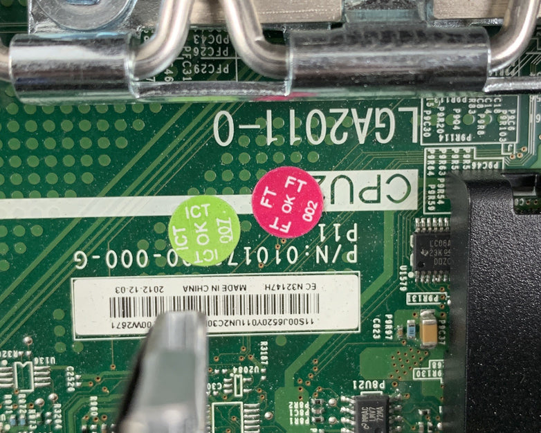 IBM System x3650 M4 Server  2x  E5-2640 2.5 GHz 32 GB RAM No OS No 2.5" HDD