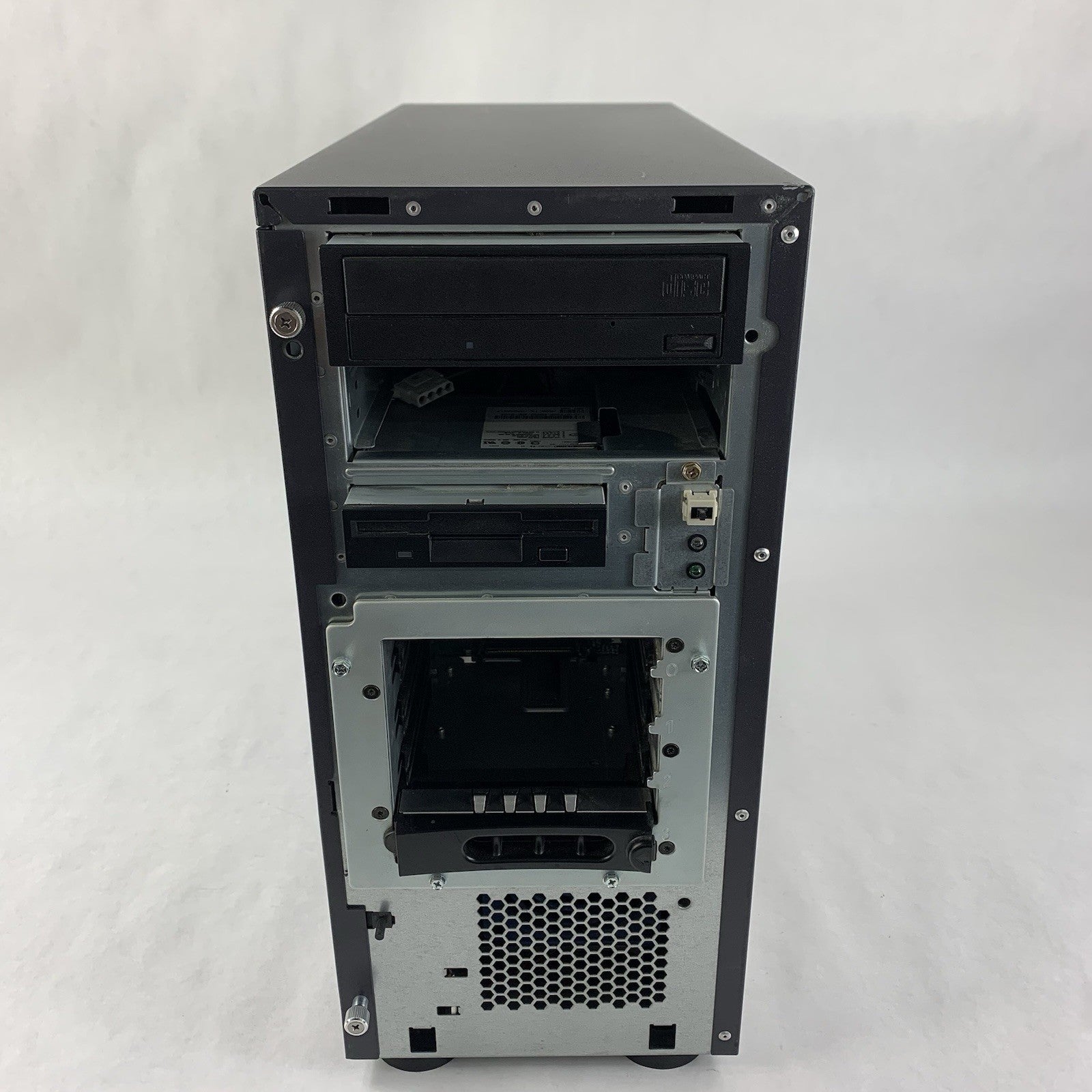 Dell PowerEdge 700 Tower Server 1x Pentium 4 2.8 GHz 2 GB Ram No OS No HDD4