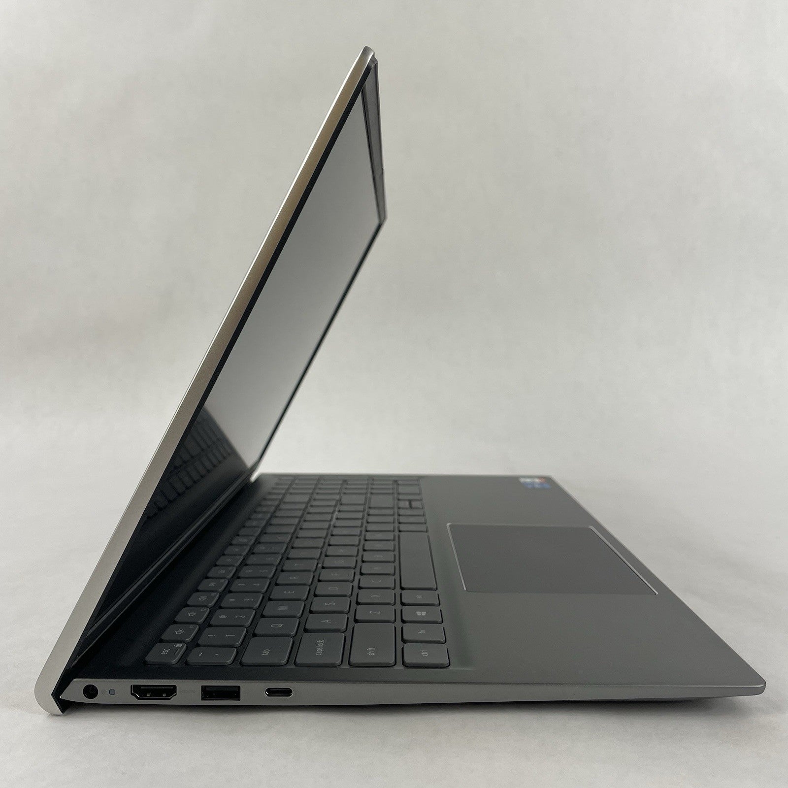 Dell Inspiron 15 5510 15.6" i5-11320H 3.20 GHz 8 GB RAM No SSD/OS/AC4