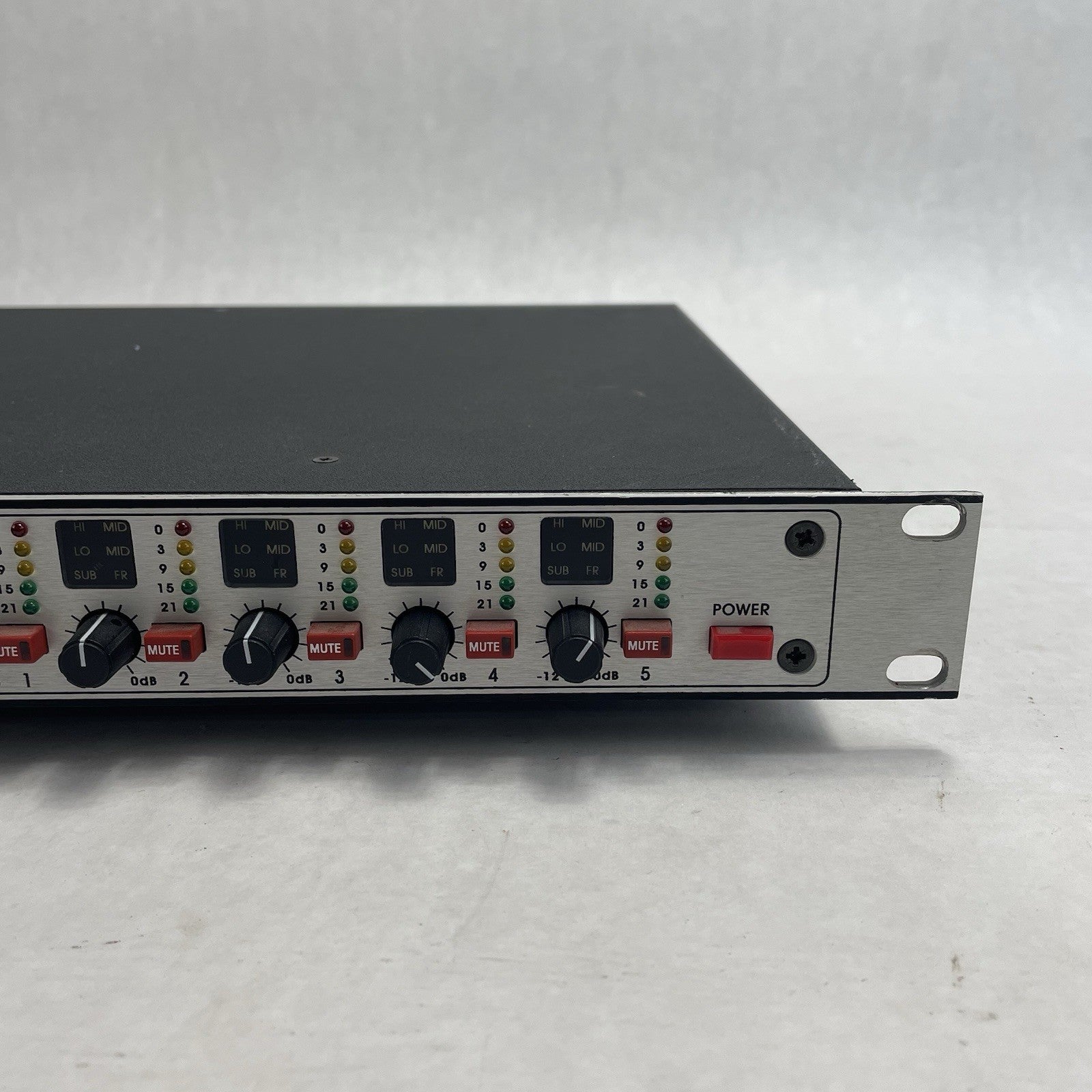 Klark Teknik DN-8000 Speaker Processor Tested For Parts4
