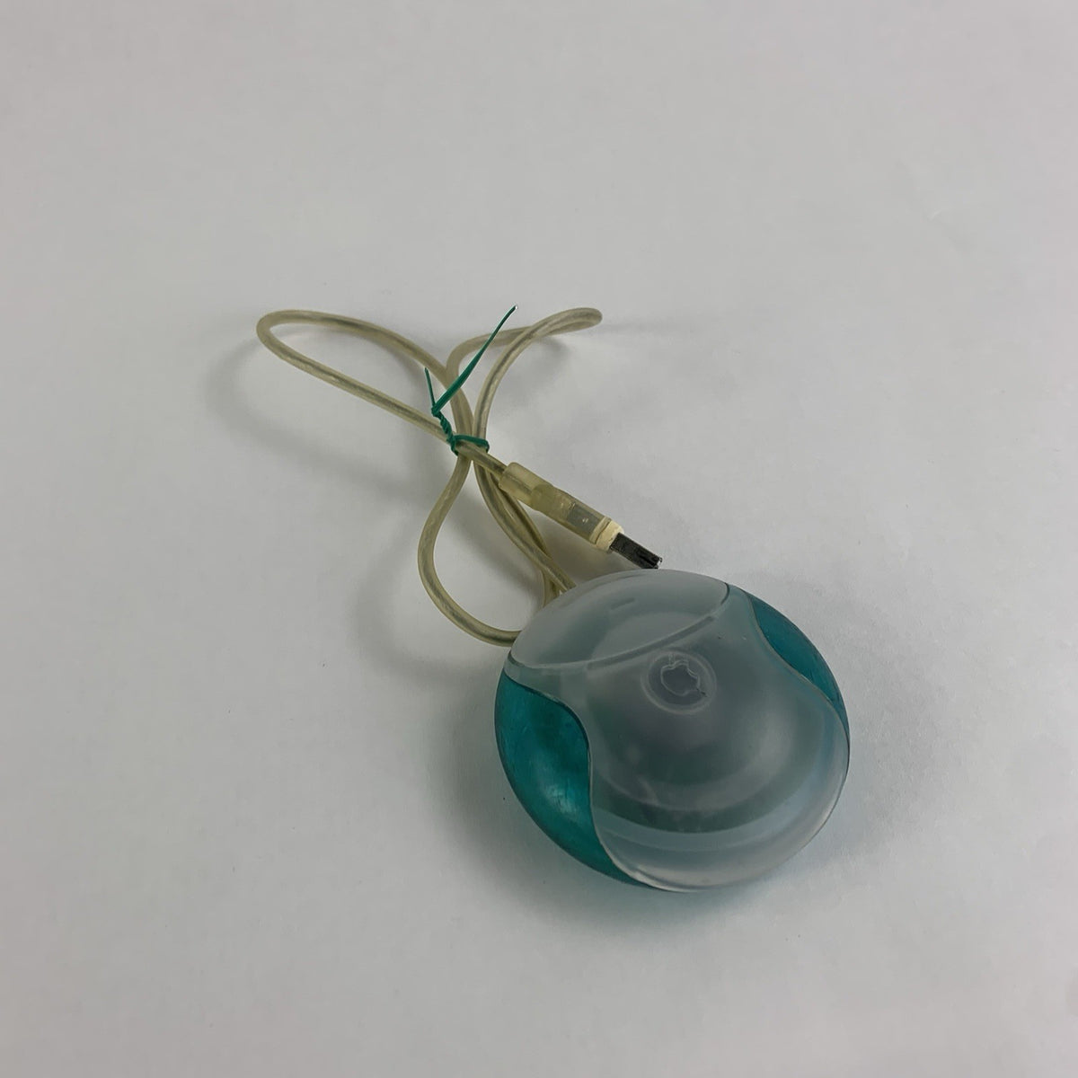 Vintage Apple M4848 USB Cyan Mouse - Tested0