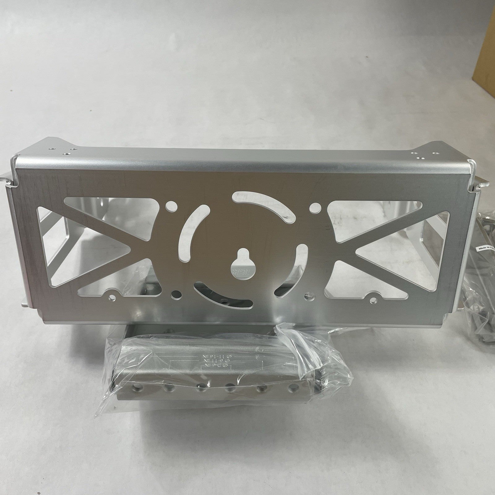 Cisco AIR-ACCPMK1550 Aironet 1550 Outdoor Access Point Pole-Mount Kit