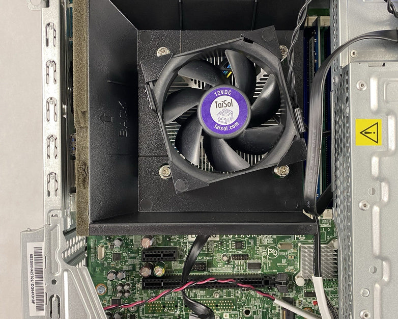 Lenovo ThinkCentre M900 SFF Intel Core i5-6500 3.2GHz 8GB RAM No HDD No OS