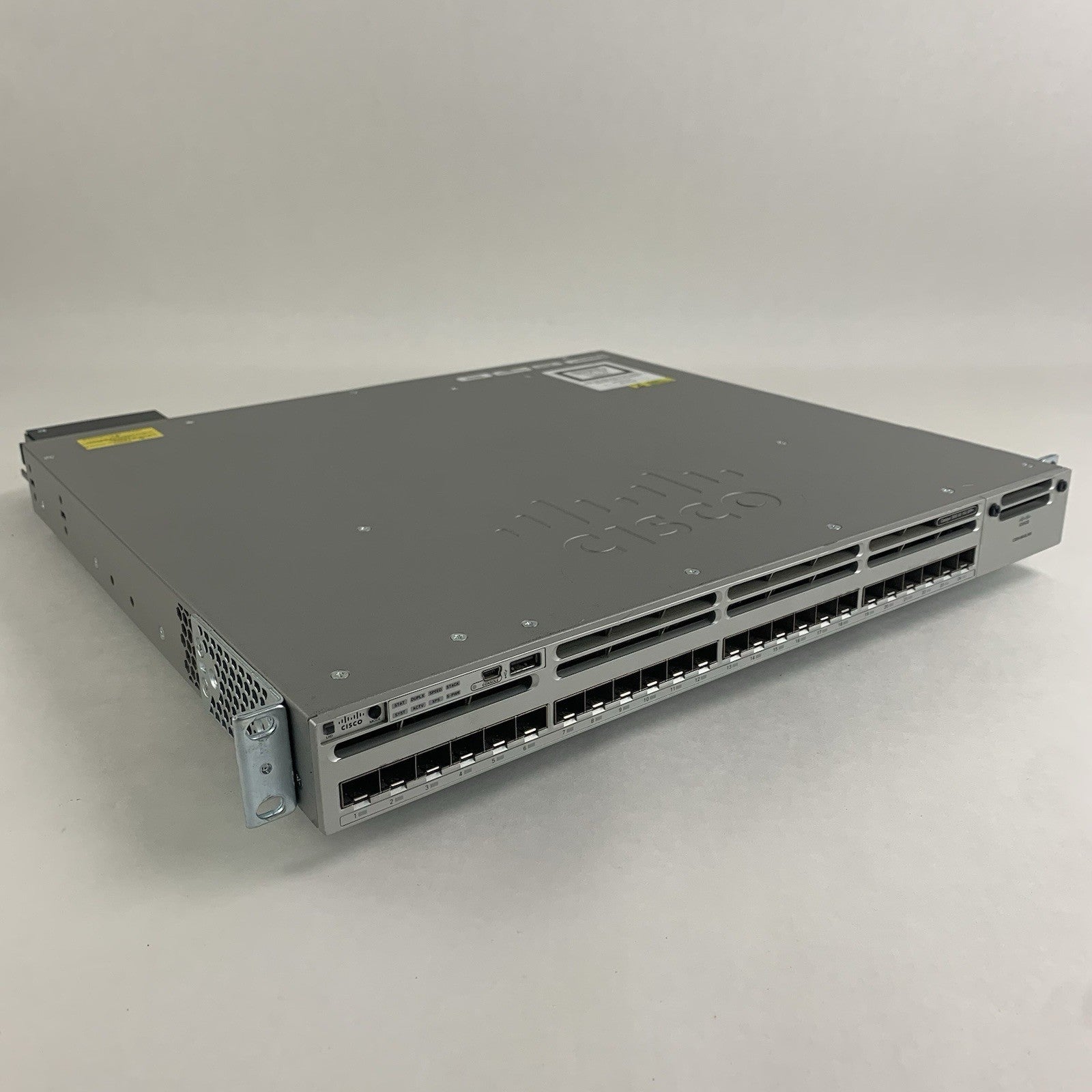 Cisco WS-C3850-24XS-S V02 24-Port 10Gb SFP+ Switch Tested Reset 2x PSUs0