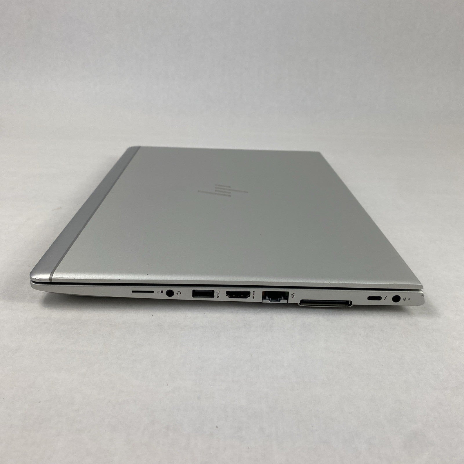 HP EliteBook 840 G5 Core i5-7200U 2.50 GHz 8GB RAM 15.6" No Battery No HDD No OS