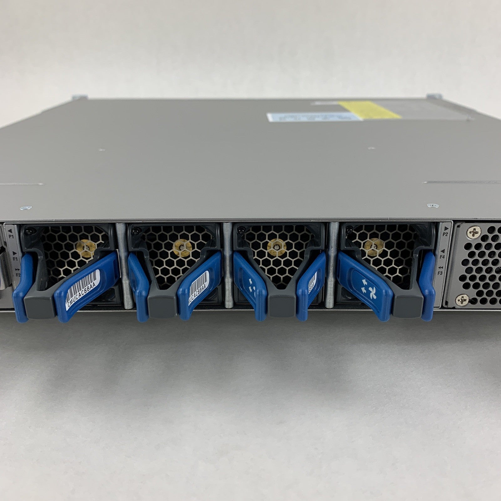 Cisco N3K-C3172TQ-10GT 48-Port 10GbEv 6x 40GbE Switch 2x Power Sup Tested Reset