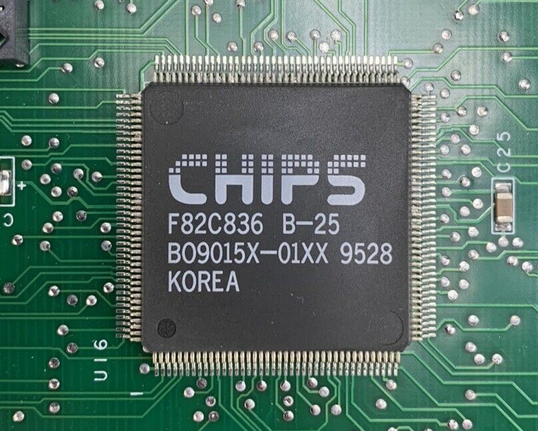 Chips Circuit Board B0915X-01XX 9528 F82C836 609260 REV AA