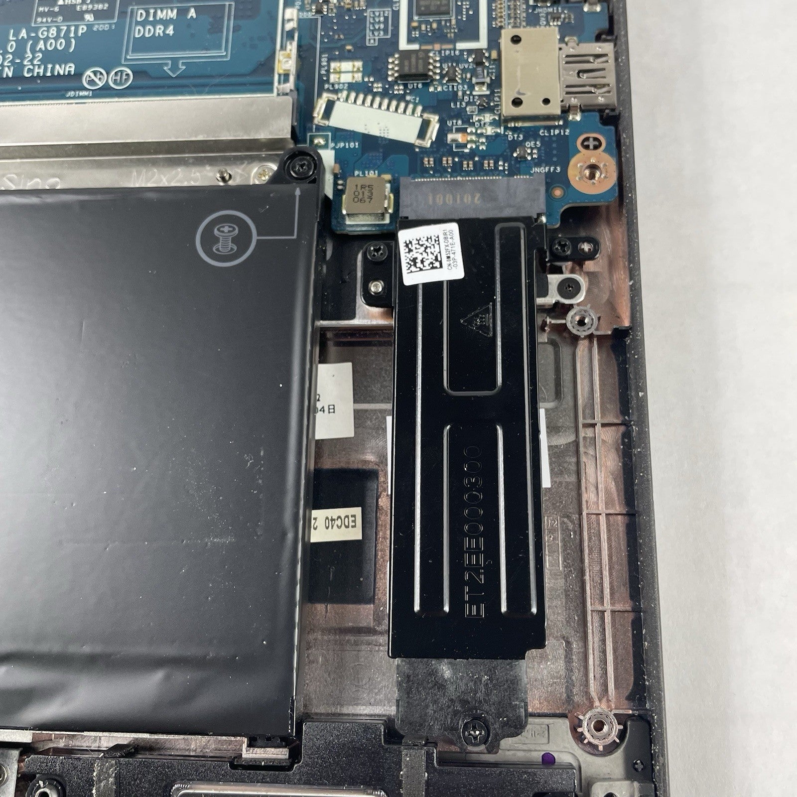Dell Latitude 7400 14" i5-8365U 1.60 GHz 8 GB RAM No SSD/OS/AC17