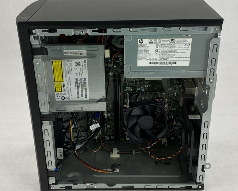 HP Pavilion 570-p064 DT Intel Core i3-7100 3.90GHz 8GB RAM No HDD No OS