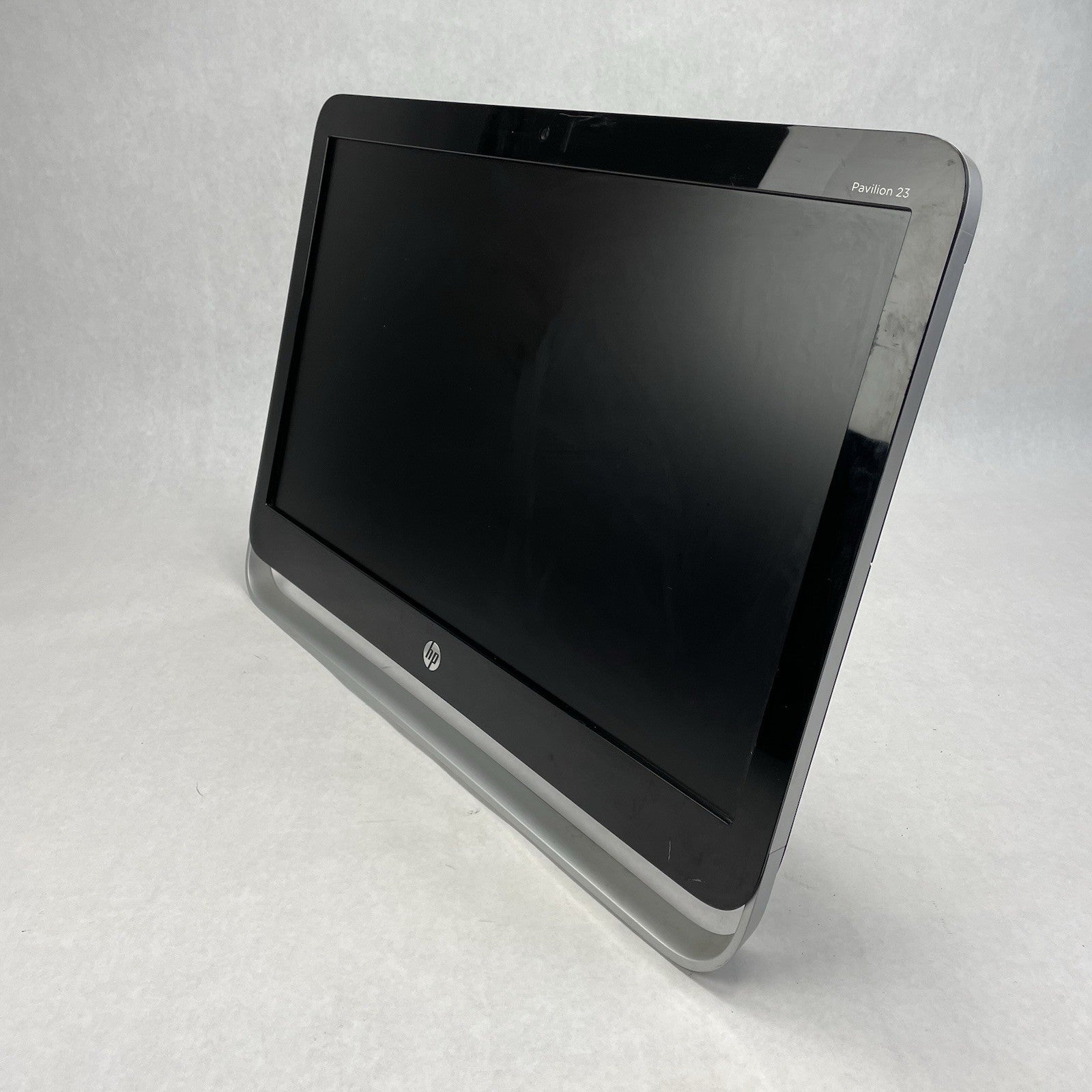 HP Pavilion 23-9010 AMD E2-3800 1.3 GHz 4 GB Ram No HDD No OS