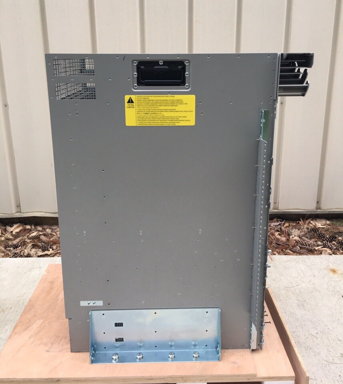 Cisco ASR-9010 Router Chassis W/ Fan Blades No Power Supply Hard Drives Removed