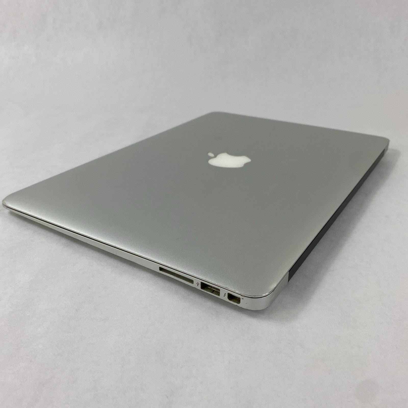 Apple MacBook Air A1466 2012 13" 1.8GHz i5 8GB RAM 120GB SSD os10.15.7 554Cycles17