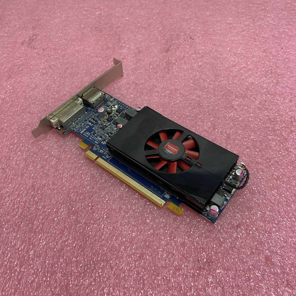 AMD Radeon HD7570 1GB PCIe Graphics Card DP DVI ATI-102-C33402(B)0