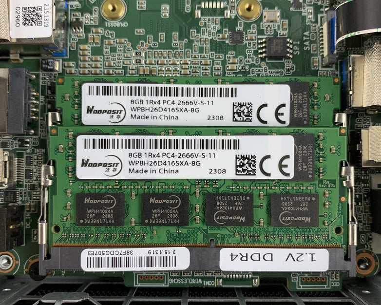 Geekom GM08i5T Mini PC Intel i5-8279U 2.4 GHz 16 GB RAM No OS No HDD No AC