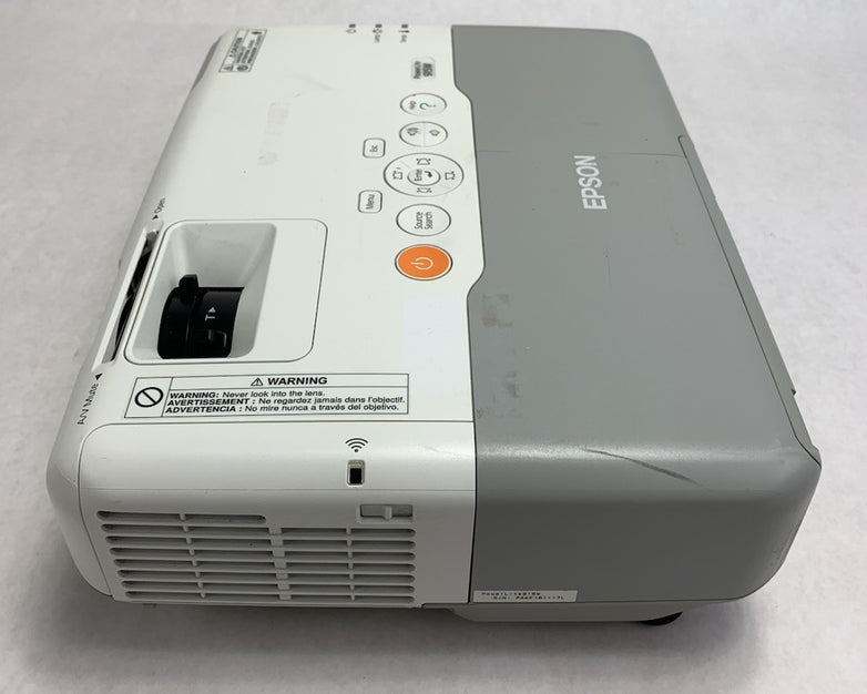 Epson H388A PowerLite 915W LCD Lamp Projector 81 Lamp Hours No Remote