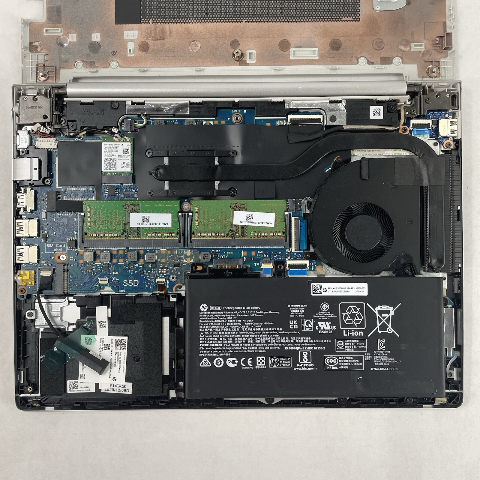 HP mt22 14" Celeron 5205U 1.90 GHz 8 GB RAM No SSD/OS/AC17