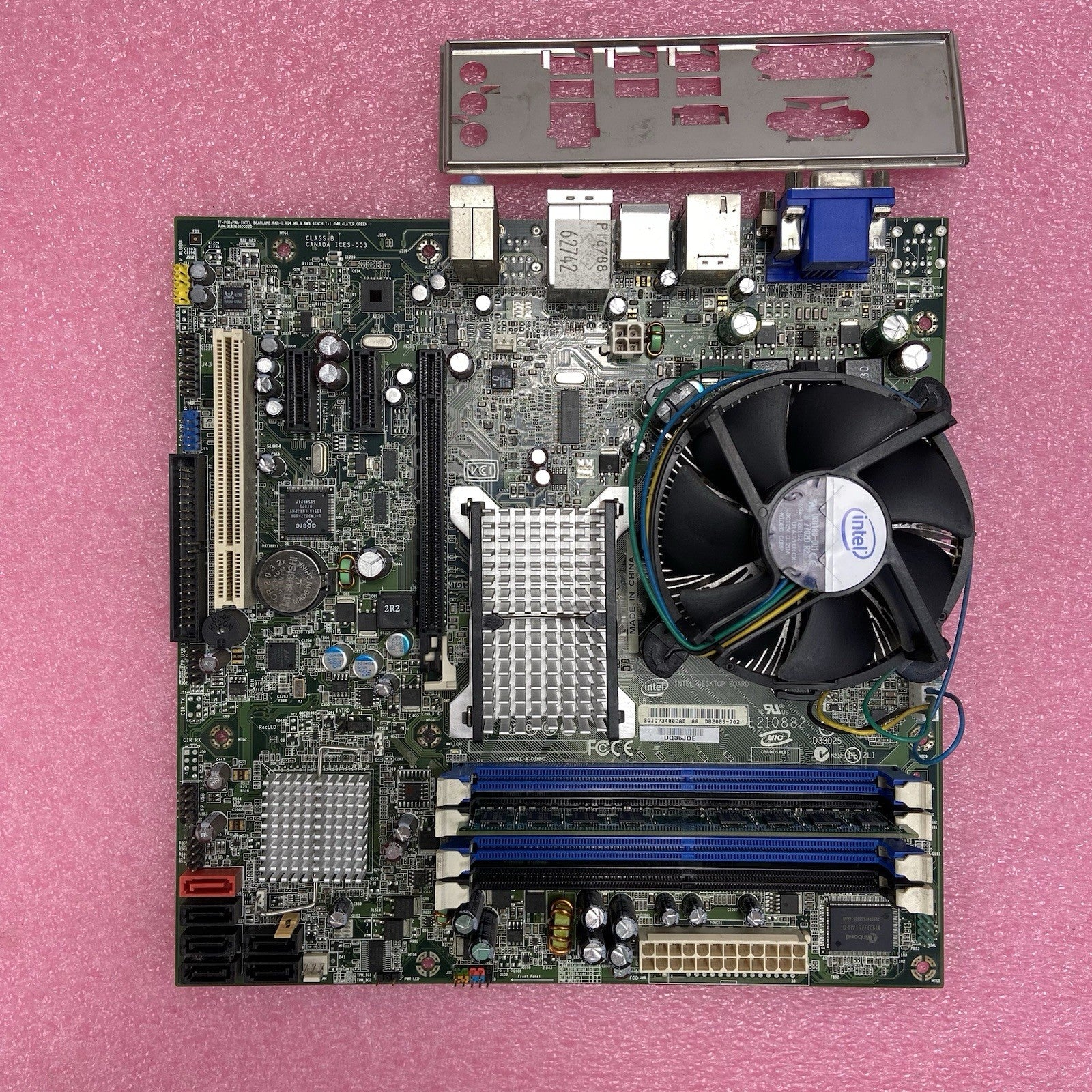 Intel DQ33JOE Motherboard Intel Core 2 Duo E6750 2.66GHz 2GB RAM w/IO Shield5