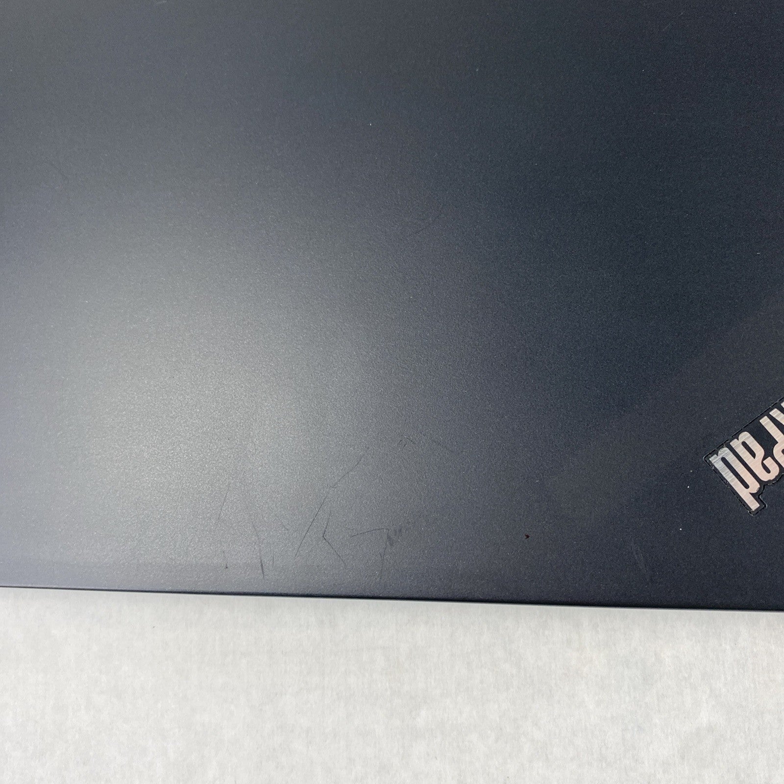 Lenovo ThinkPad T490s Core i5-8365U 1.60 GHz 8GB RAM 14" No Battery No HDD No OS