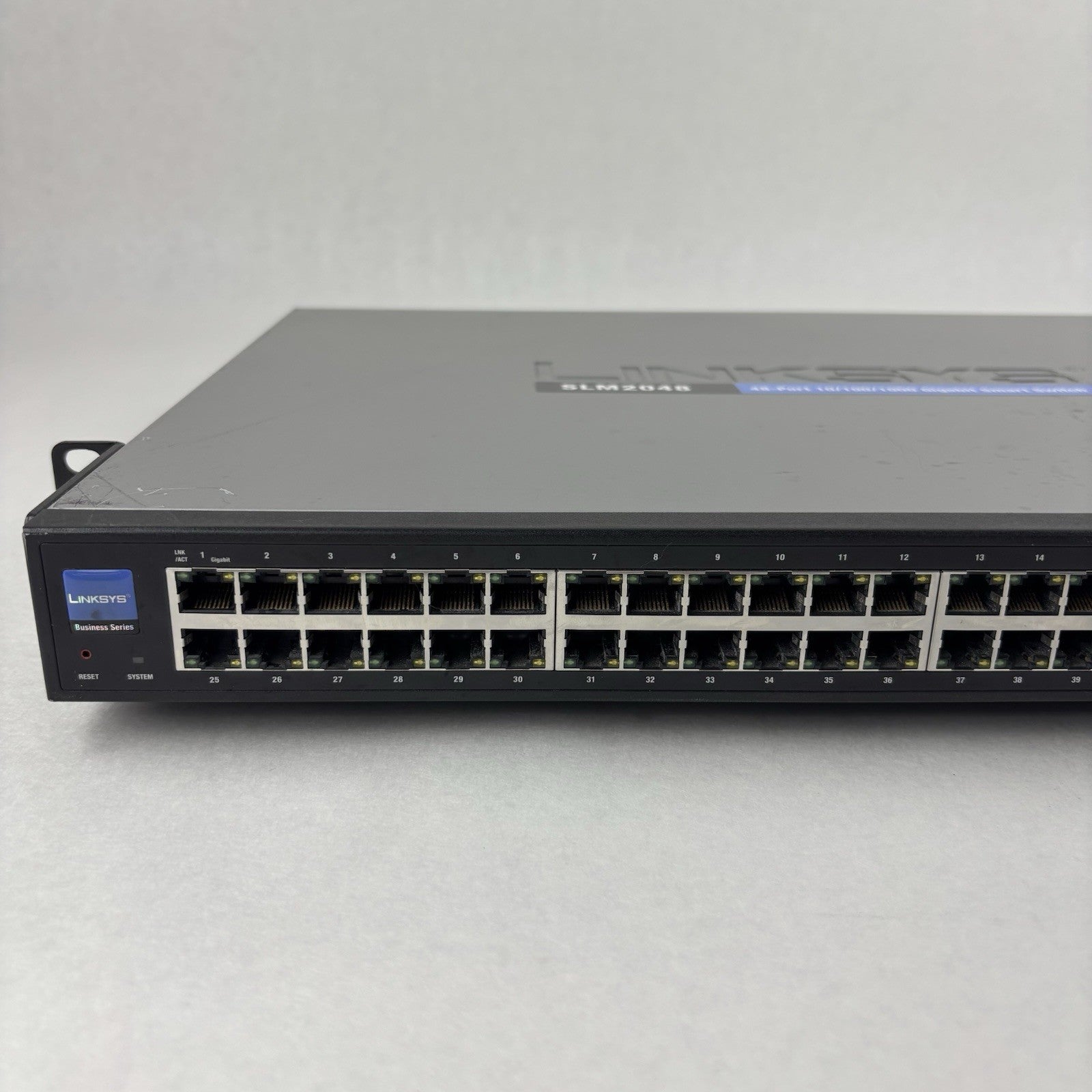 Cisco SLM2048 Small Business Smart 48-Ports External Switch Managed Tested
