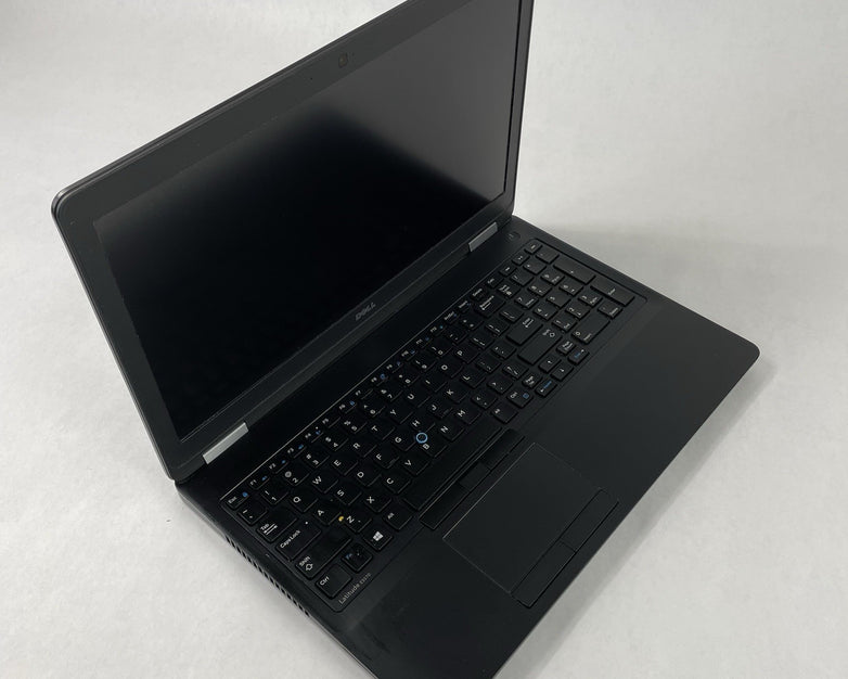 Dell Latitude E5570 15.6" Core i5-6300U 2.40 GHz 8 GB RAM No SSD No OS No Batter
