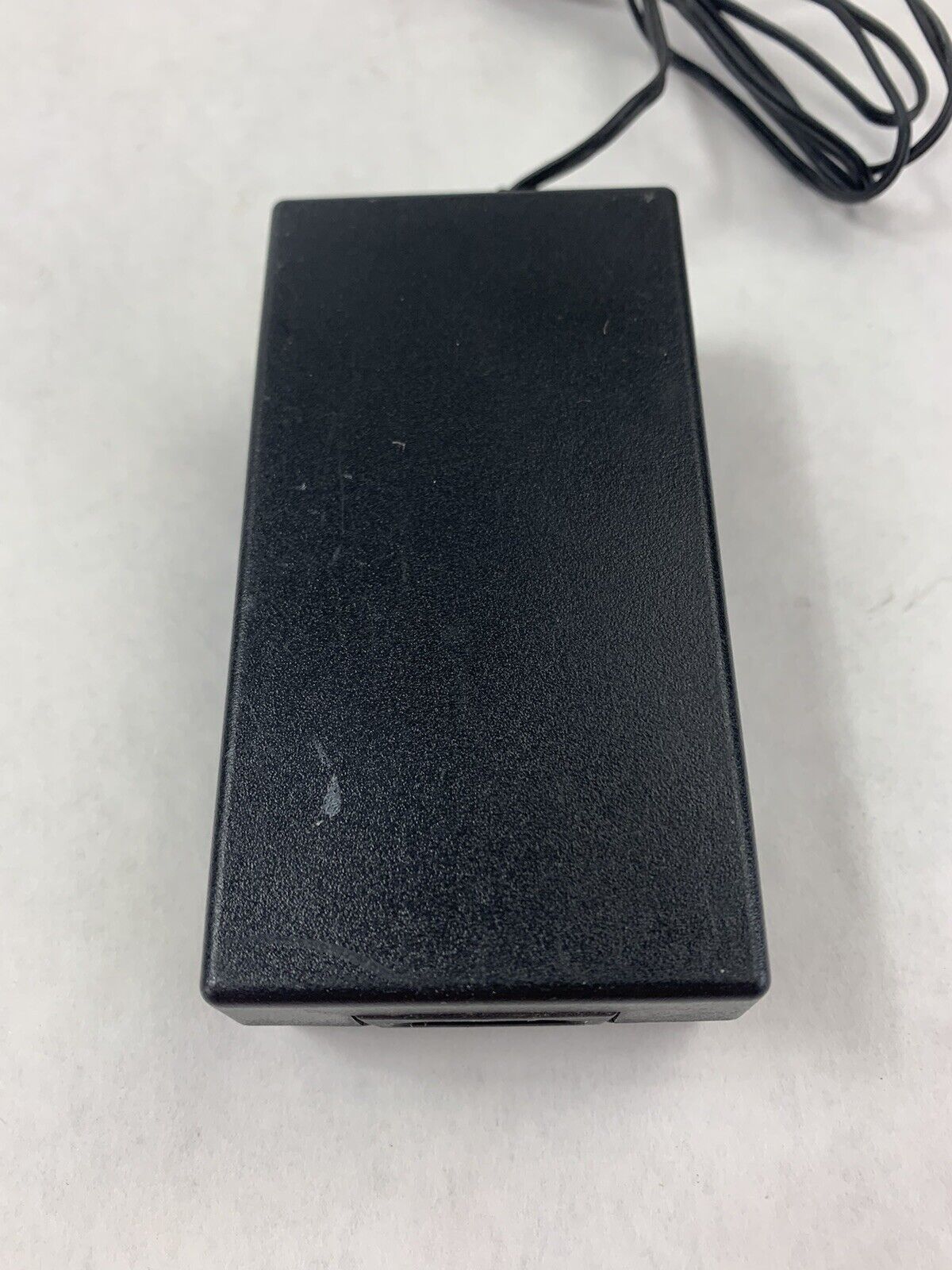 Genuine HP 0957-2105 AC Adapter Power Supply