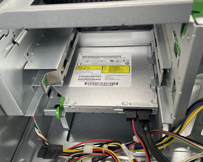 HP ProDesk 600 G1 MT Intel i5-4590 3.30 GHz 8 GB RAM No HDD/OS