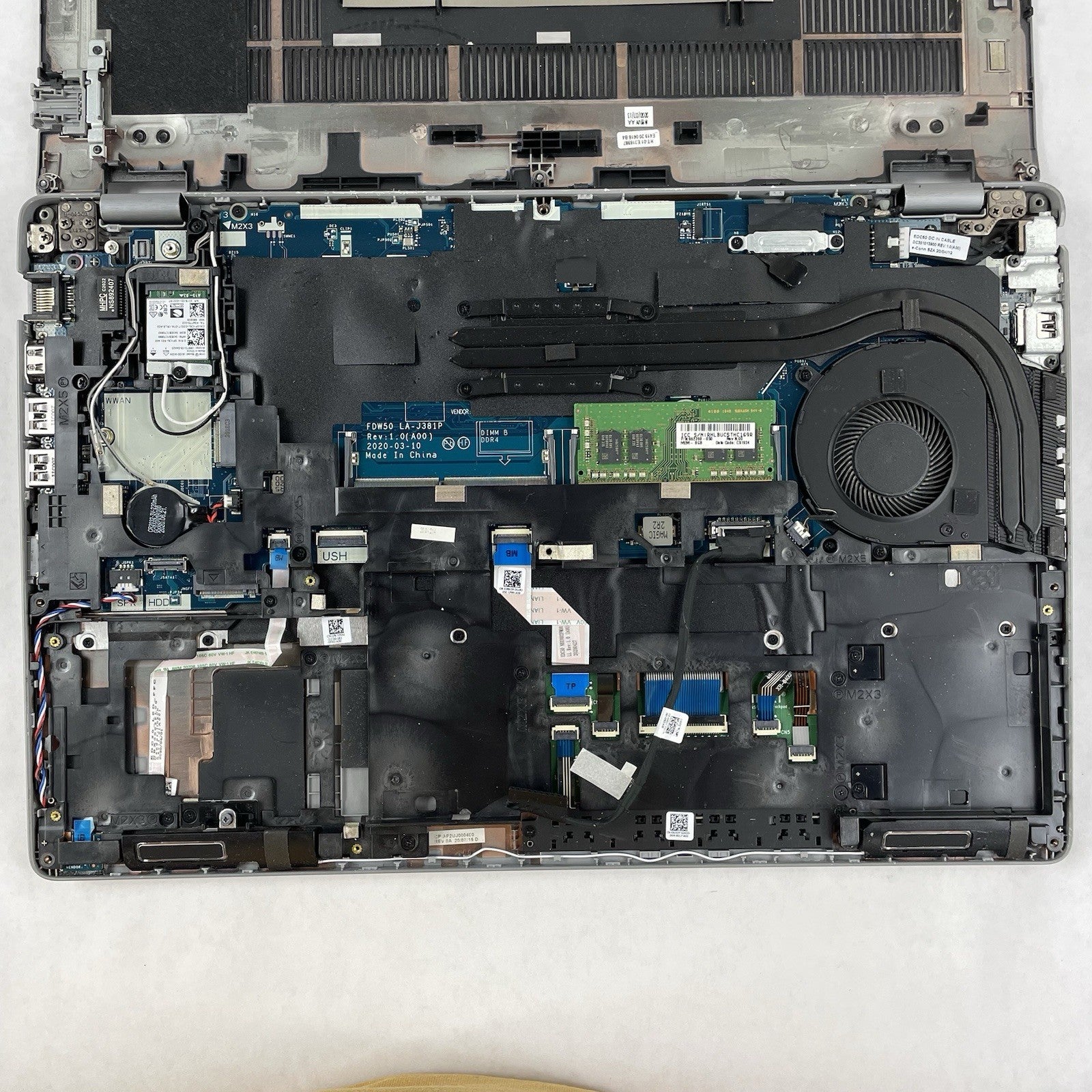 Dell Latitude 5510 15.6" i5-10210U 1.60 GHz 8 GB RAM No SSD/OS/AC/Batt - Read20