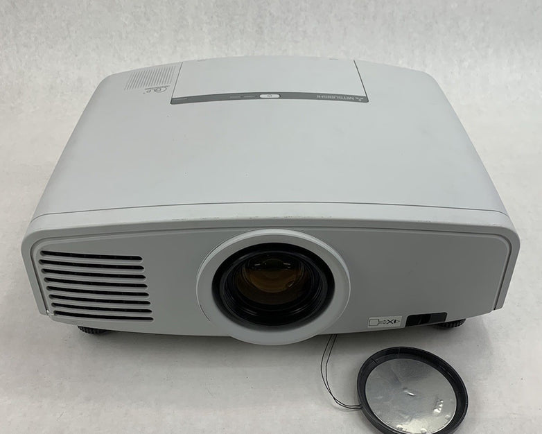 Mitsubishi XD1000U Projector - Parts or Repair