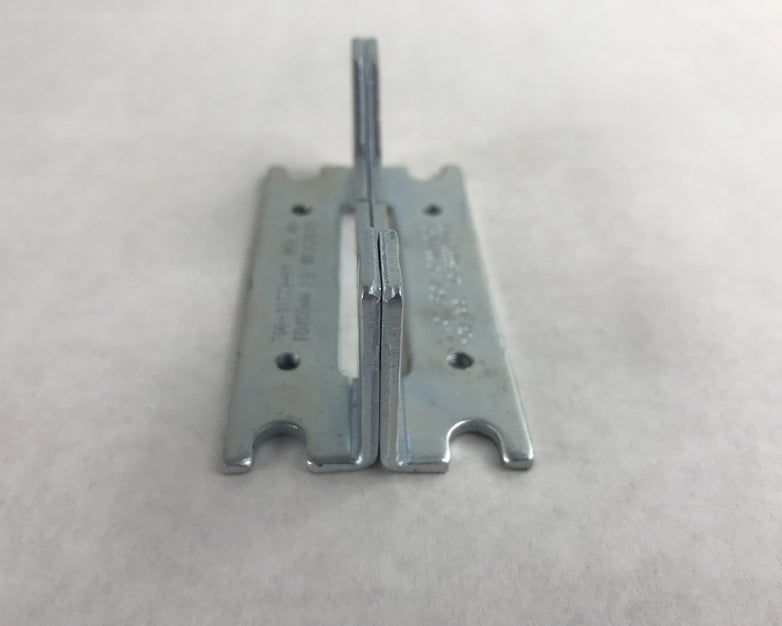 LOT OF 13 CISCO 700-16559-01 SERIES ROUTER RACKMOUNT EARS