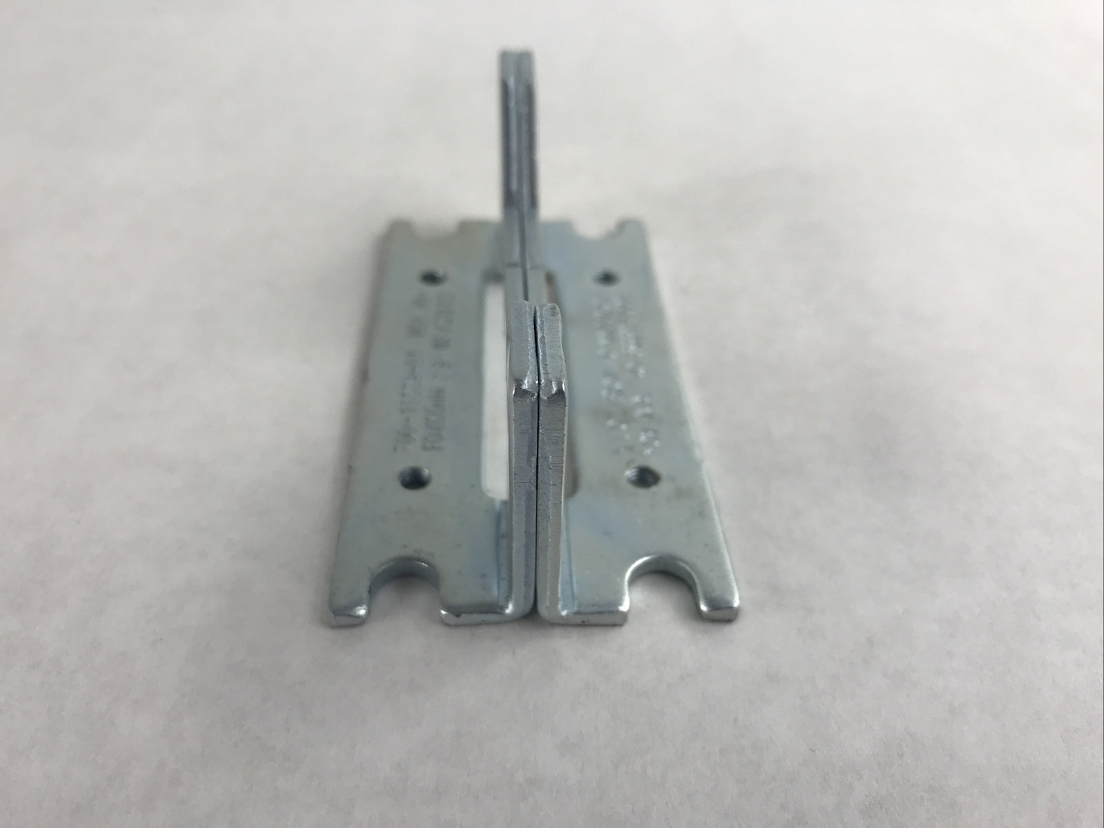 LOT OF 13 CISCO 700-16559-01 SERIES ROUTER RACKMOUNT EARS