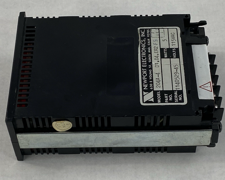 Newport Electronics 204A-4 D1 D4 ER2 FS Voltmeter