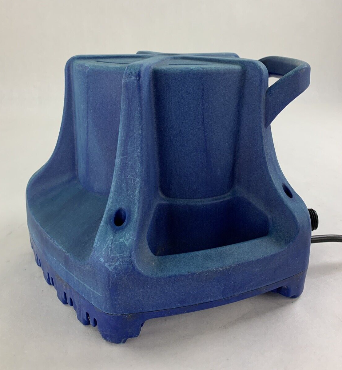 Little Giant SPGAPCP-1700 Automatic Swimming Pool Winter Cover Pump Powers