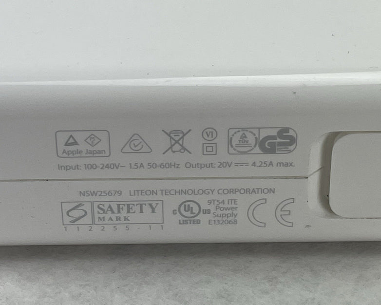 Apple A1424 OEM 85W MagSafe 2 Adapter Charger