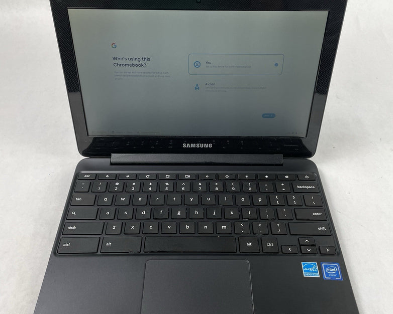 Samsung NoteBook 500C XE500C13 11.6" Celeron N3060 1.60 GHz 4 GB RAM 16 GB SSD