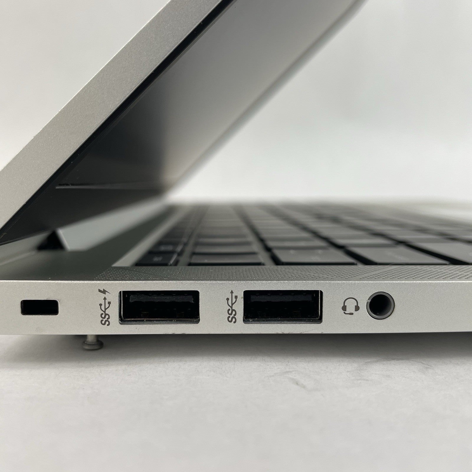 HP MT46 14" AMD Ryzen 3 Pro 4450U 2.50 GHz 8 GB RAM No SSD/OS/AC4