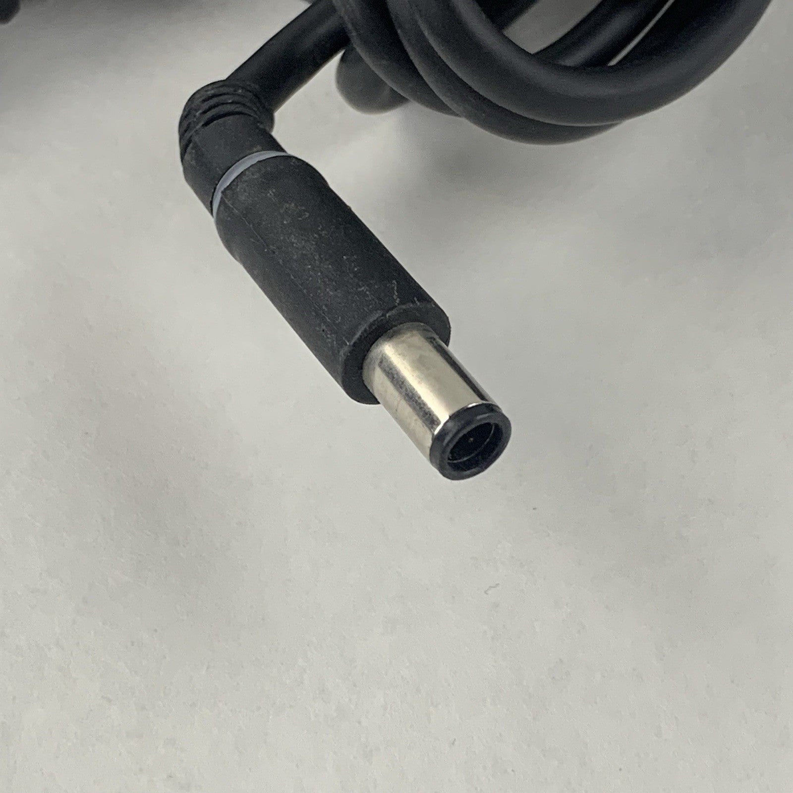 Dell DA240PM180 240W 19.5V 12.31A 7.4mm OEM AC Adapter w/ Cord4