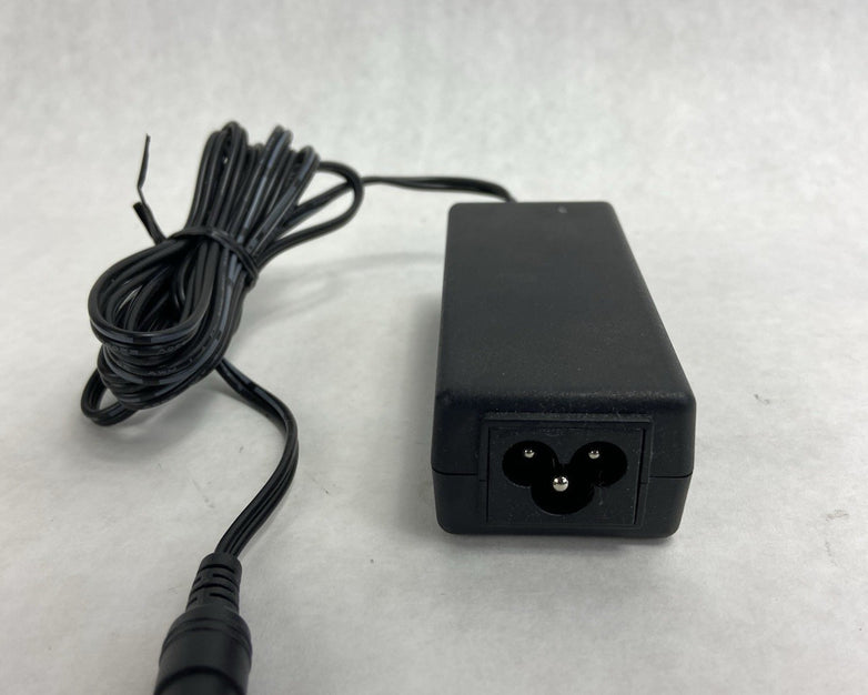 APD DA-30E12 AC Power Adapter